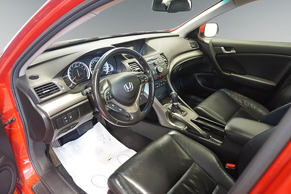 Honda Accord 11 of 13