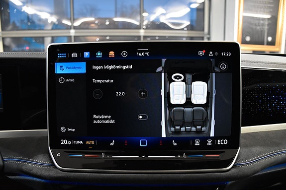 Volkswagen Passat 20 of 30
