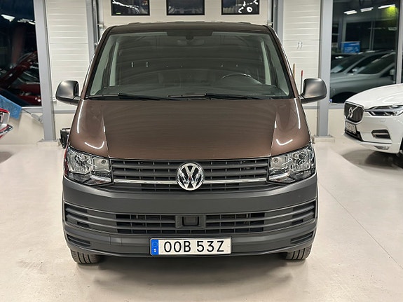 Volkswagen Transporter 3 of 5