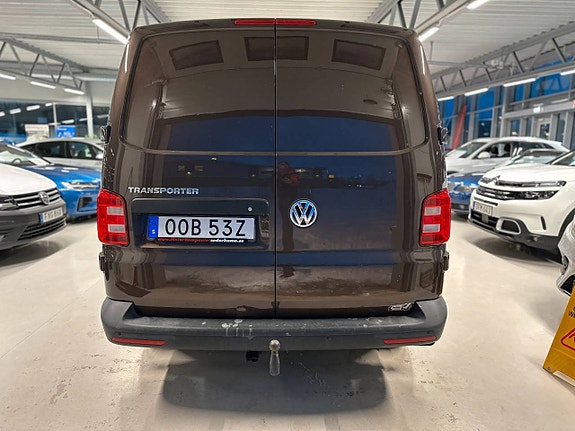 Volkswagen Transporter 2 of 5