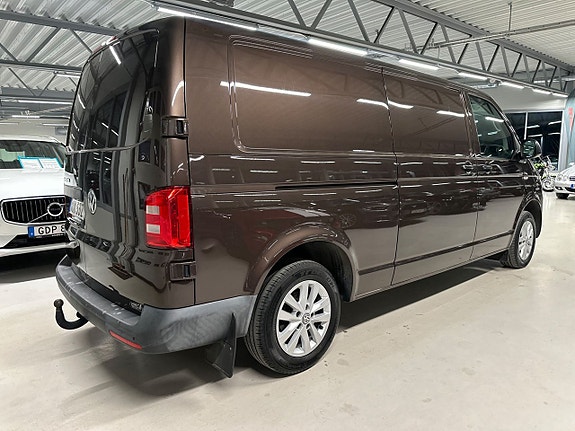 Volkswagen Transporter 11 of 23