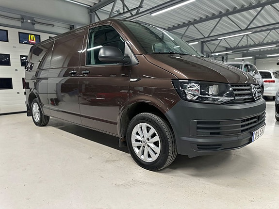 Volkswagen Transporter 10 of 23