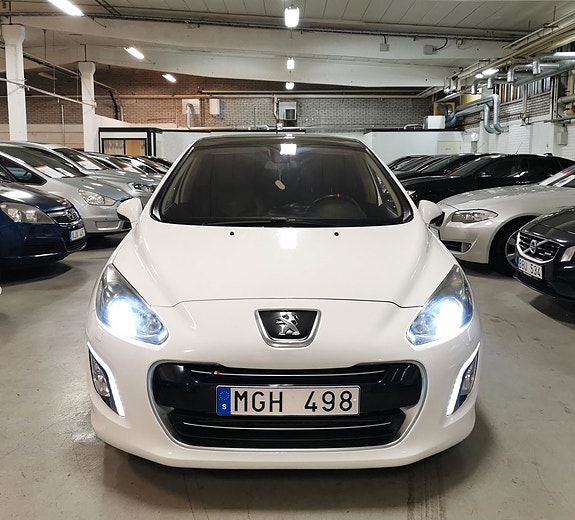 Peugeot 308 3 of 22