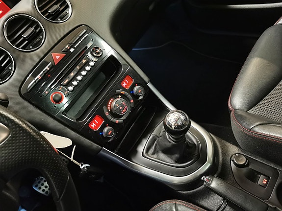 Peugeot 308 16 of 22