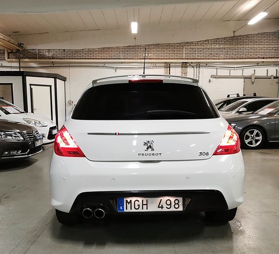 Peugeot 308 4 of 22