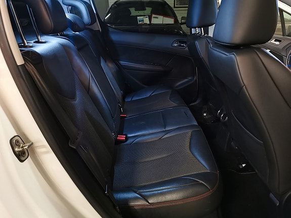 Peugeot 308 13 of 22