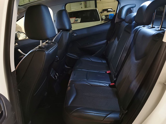 Peugeot 308 12 of 22