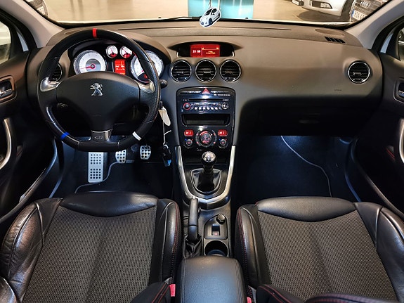 Peugeot 308 18 of 22