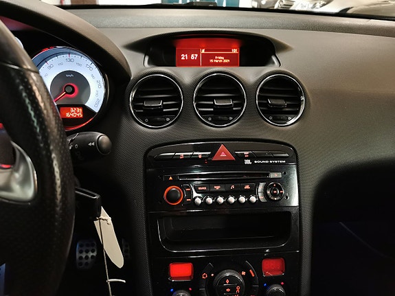 Peugeot 308 17 of 22