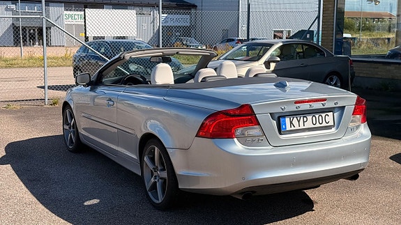 Volvo C70 9 of 30