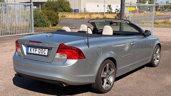 Volvo C70 6 of 30