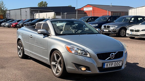 Volvo C70 4 of 30
