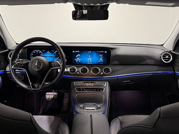 Mercedes-Benz E220 d 14 of 16