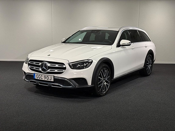 Mercedes-Benz E220 d 3 of 5