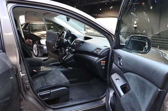 Honda CR-V 13 of 27