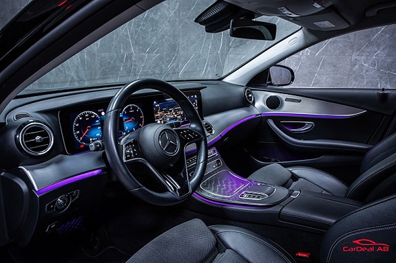 Mercedes-Benz E220 11 of 27