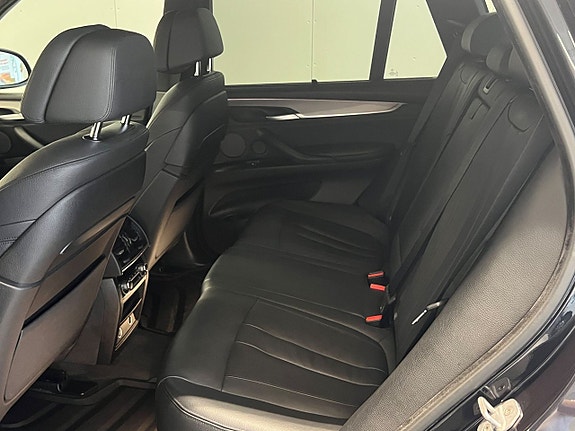 BMW X5 6 of 17