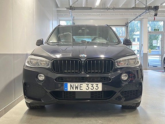 BMW X5 5 of 17