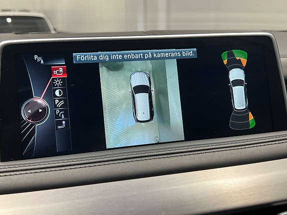 BMW X5 11 of 17