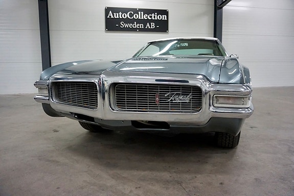 Oldsmobile Toronado 23 of 23