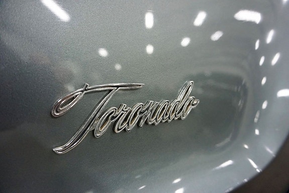 Oldsmobile Toronado 21 of 23