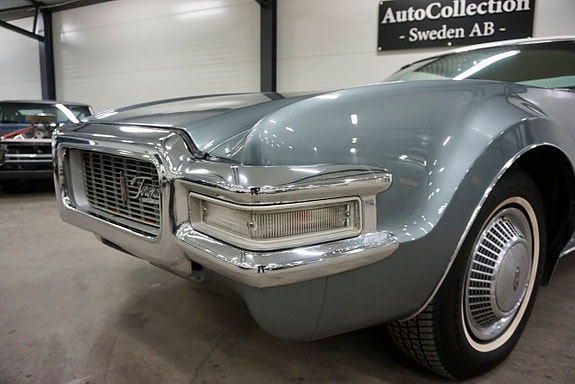 Oldsmobile Toronado 8 of 23