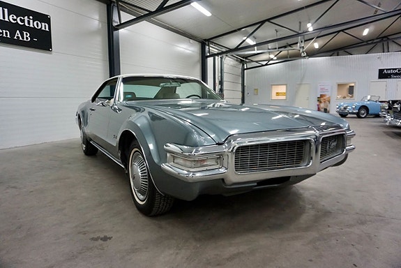 Oldsmobile Toronado 6 of 23