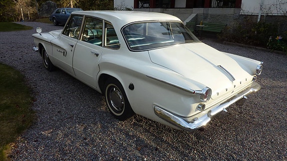 Dodge Lancer 3 of 8