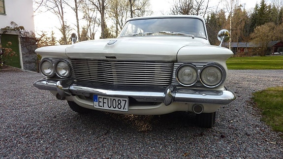 Dodge Lancer 8 of 8