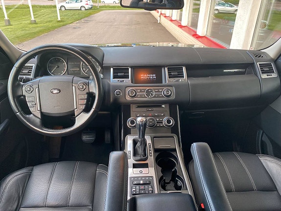 Land Rover Range Rover Sport 5 of 5