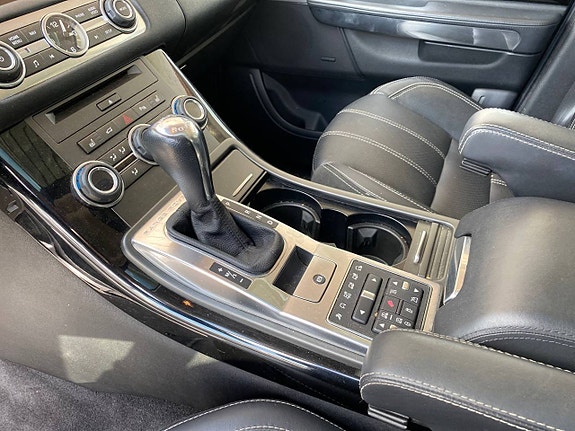 Land Rover Range Rover Sport 15 of 23