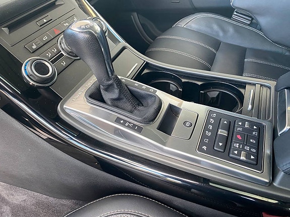 Land Rover Range Rover Sport 11 of 23