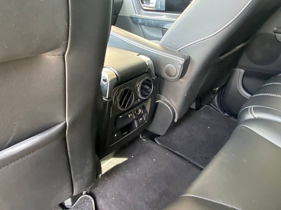 Land Rover Range Rover Sport 17 of 23