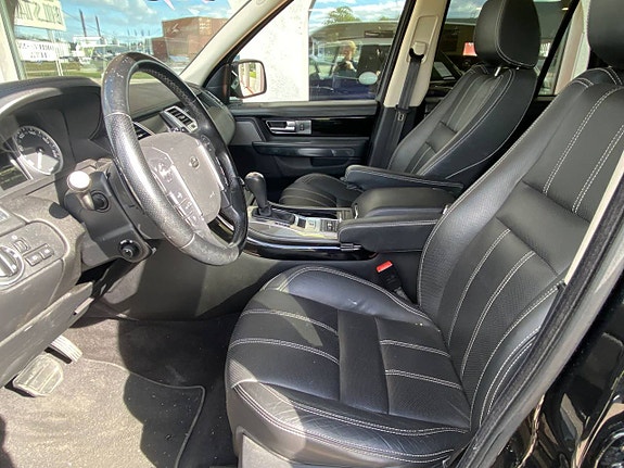Land Rover Range Rover Sport 19 of 23