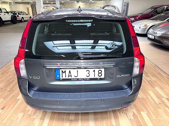 Volvo V50 5 of 5