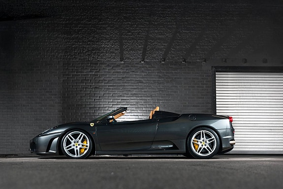 Ferrari 430 3 of 5