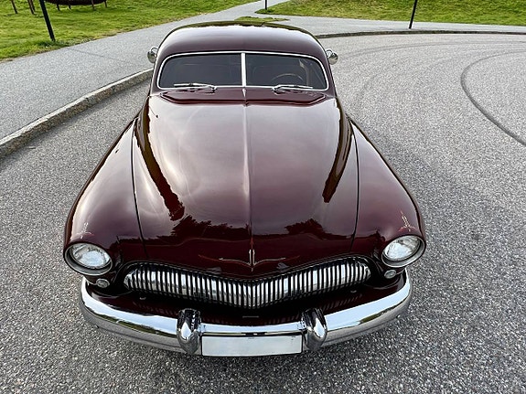 Mercury Eight 3 of 5