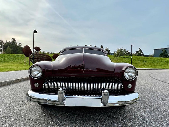 Mercury Eight 2 of 5