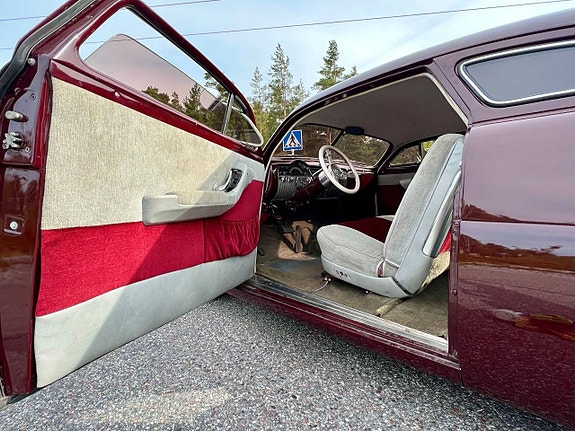 Mercury Eight 10 of 16