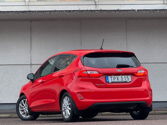 Ford Fiesta 3 of 13