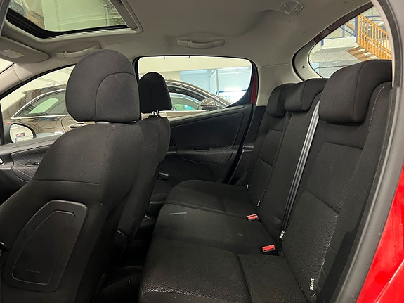 Peugeot 207 7 of 12