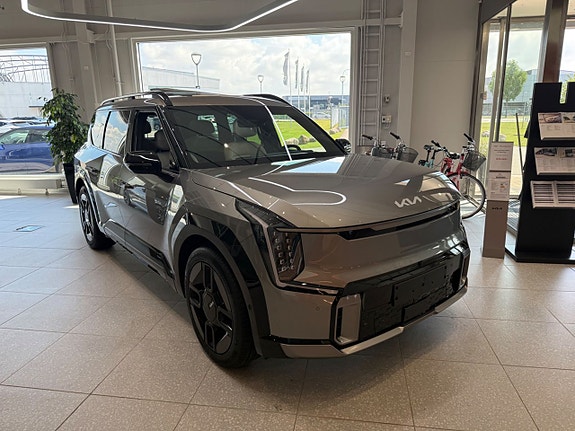 Kia EV9 2 of 19