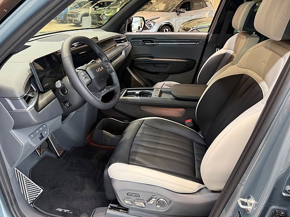 Kia EV9 5 of 19