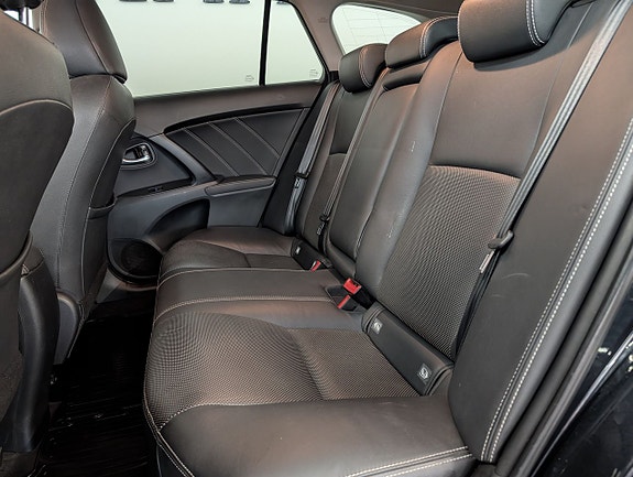 Toyota Avensis 16 of 18