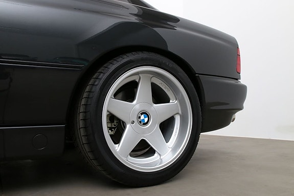 BMW 850Ci 8 of 29