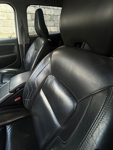 Volvo V70 17 of 26