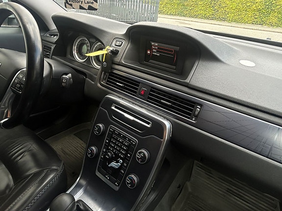 Volvo V70 23 of 26