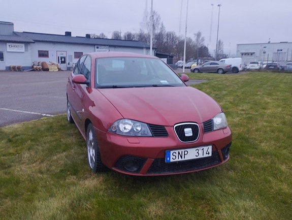 Seat Ibiza 3 of 5