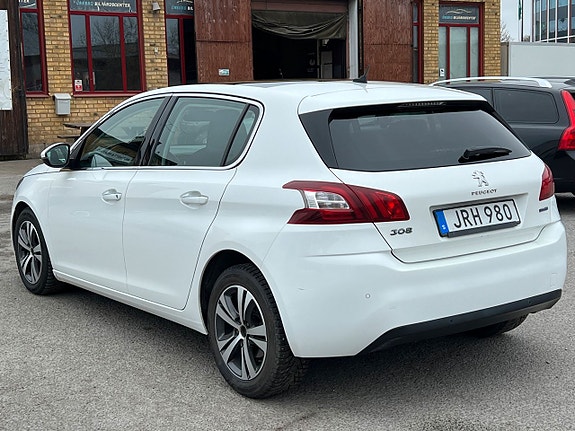 Peugeot 308 6 of 18