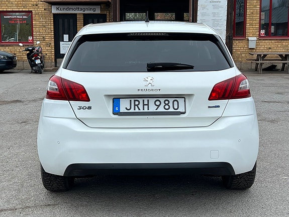 Peugeot 308 5 of 18